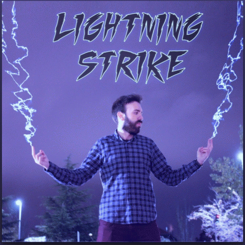 Raúl Crespo : Lightning Strike